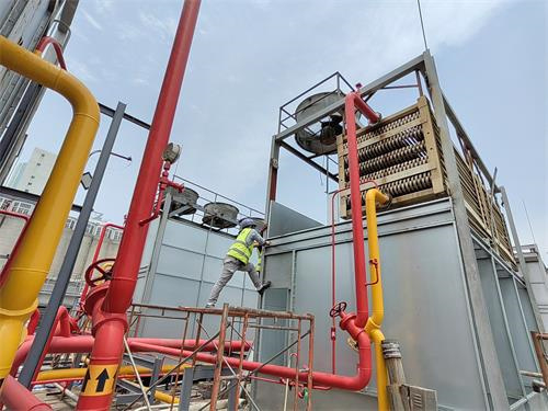 廣東冷卻塔廠家介紹冷卻塔漂水解決方式(廣東省冷卻