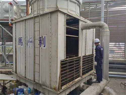 冷卻塔與工業(yè)冷水機(jī)的工作原理